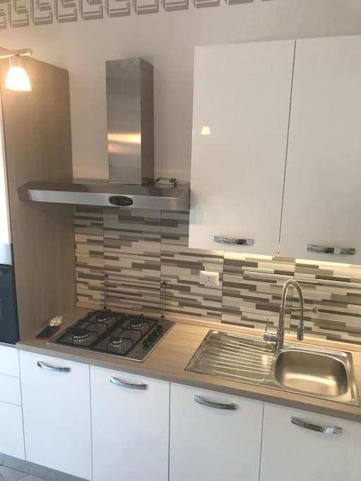 Premium Apartment With Parking Ciampino Buitenkant foto